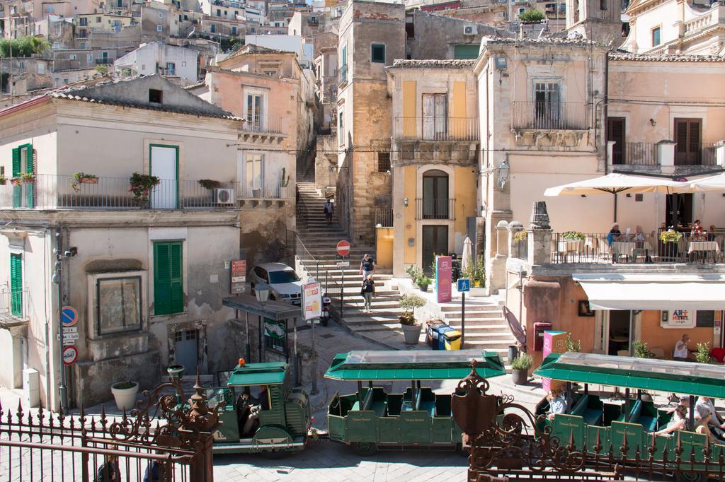 Intervallo Boutique Hotel Ragusa Exterior foto